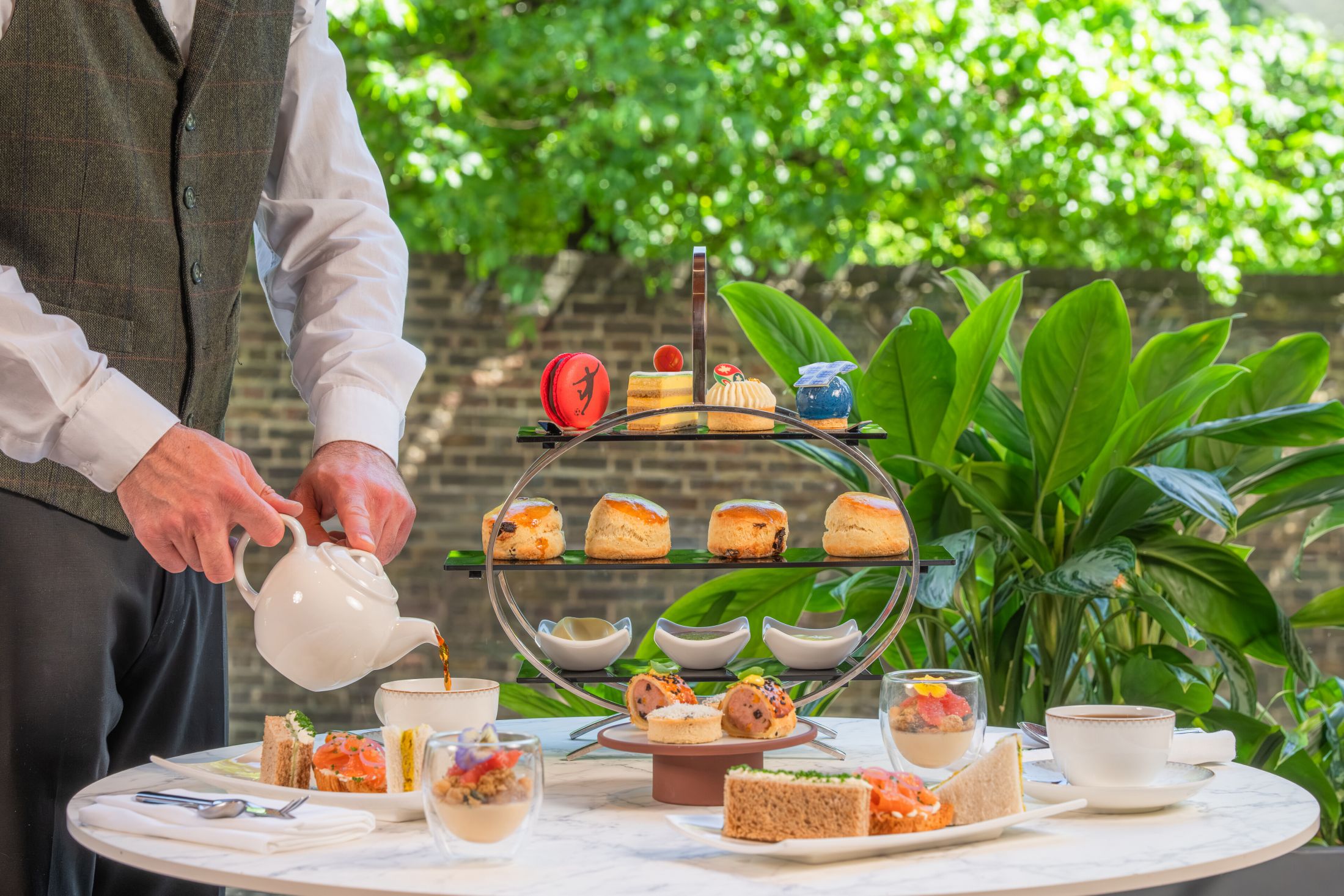 Royal-Garden-Hotel-Origin-Kensington-The-Beautiful-Game-Afternoon-Tea-04